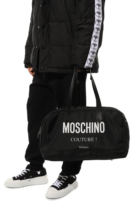 фото Текстильная дорожная сумка moschino