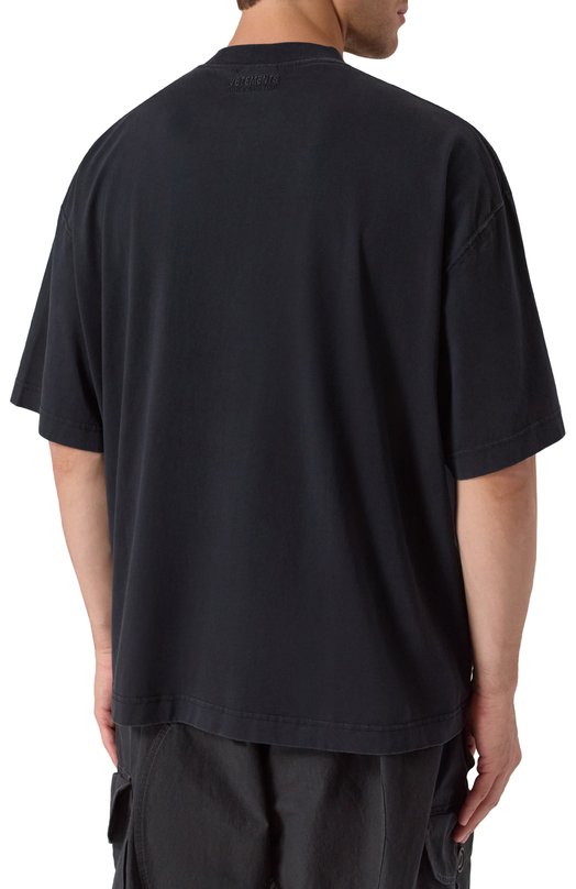 Хлопковая футболка VETEMENTS UH76TR380B/1000 LIGHT JERSEY Чёрный  UH76TR380B/1000 LIGHT JERSEY Фото 4