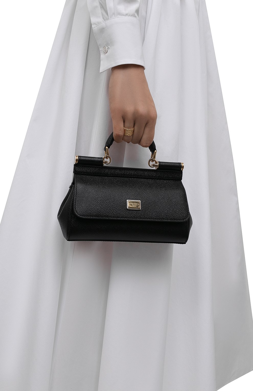 Сумка sicily small DOLCE & GABBANA черного цвета по цене 143000 руб., арт. BB7116/A1001, фото 2 Сумка sicily small DOLCE & GABBANA, арт. BB7116/A1001, фото 2