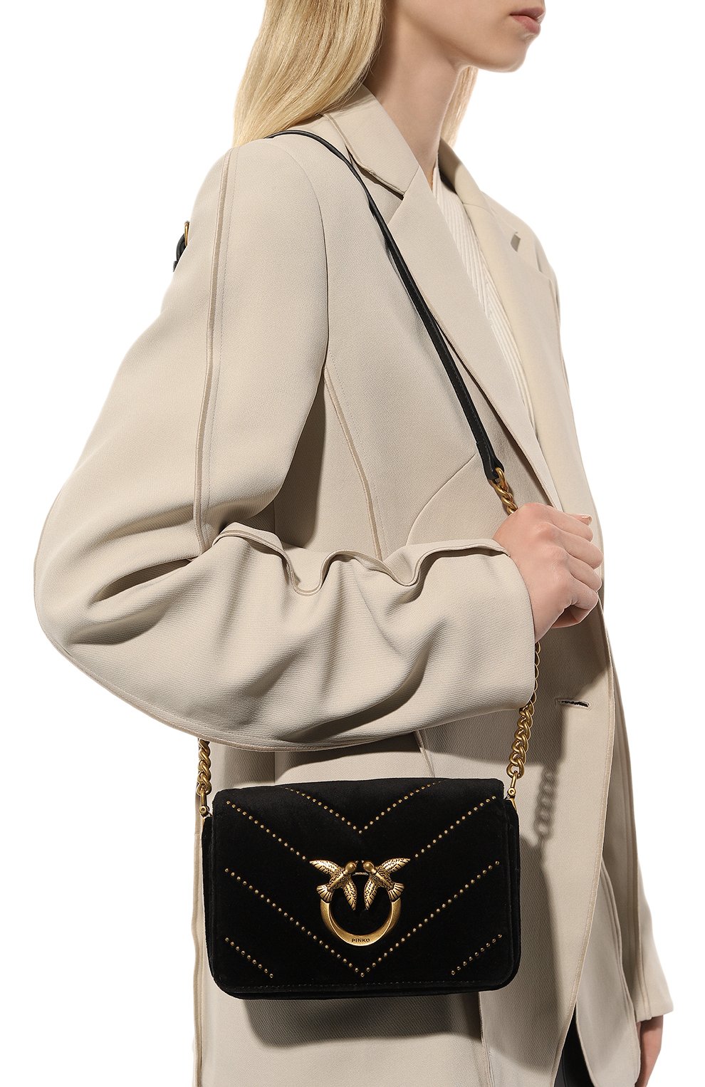 Сумка love click PINKO черного цвета по цене 45900 руб., арт. 100067/A17G, фото 2 Сумка love click PINKO, арт. 100067/A17G, фото 2