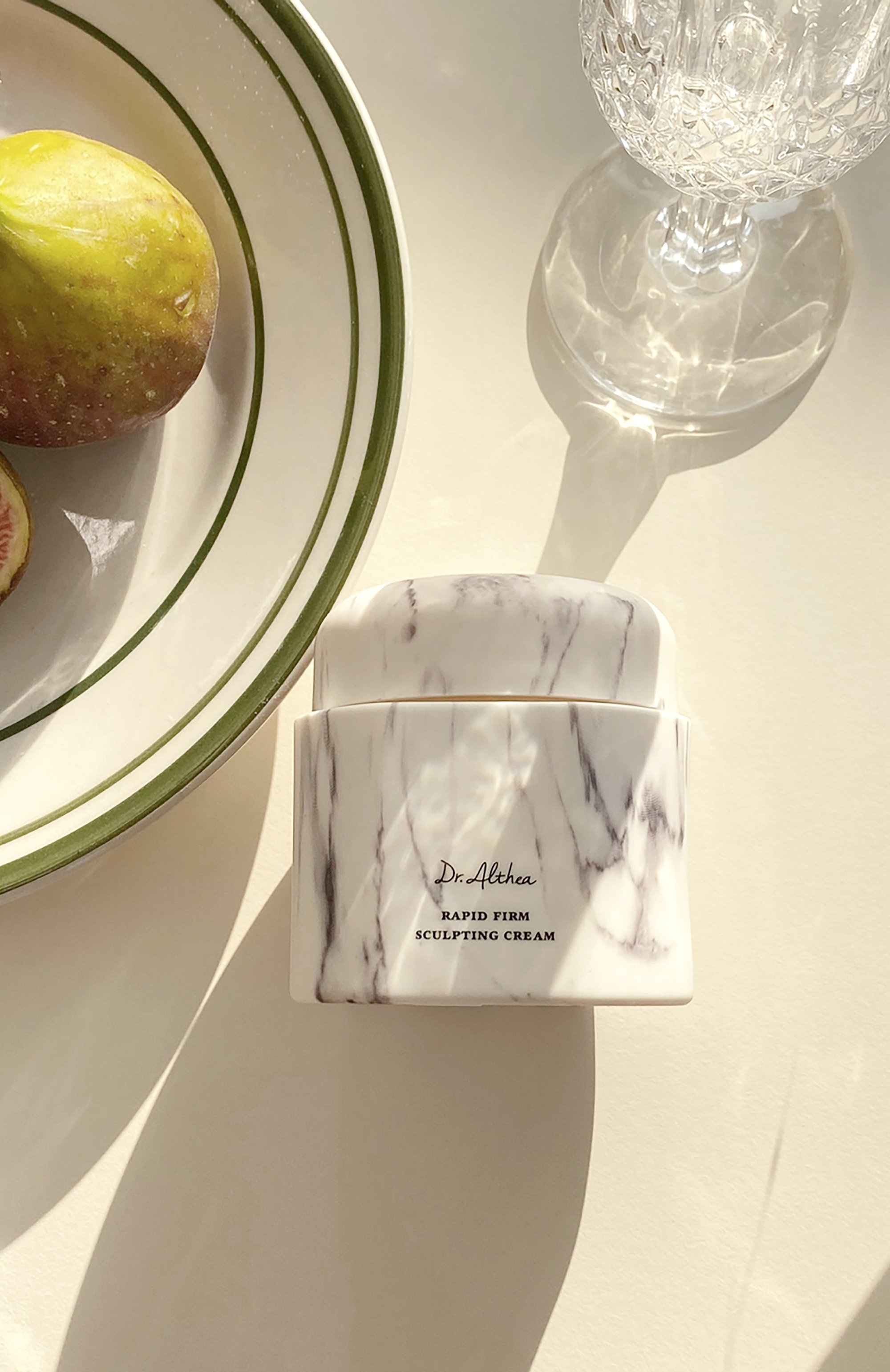 Моделирующий крем для лица rapid firm sculpting cream (45ml) DR. ALTHEA бесцветного цвета по цене 3400 руб., арт. 251745, фото 2 Моделирующий крем для лица rapid firm sculpting cream (45ml) DR. ALTHEA, арт. 251745, фото 2