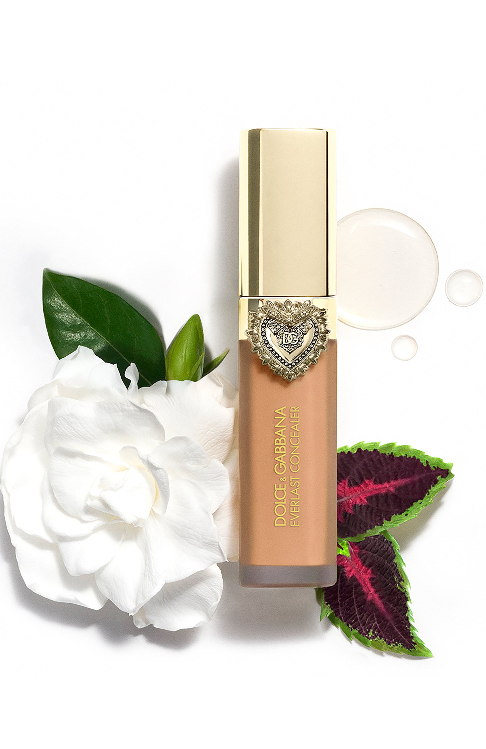 Консилер для лица everlast concealer, оттенок 20 medium (11ml) DOLCE & GABBANA цвета по цене 4490 руб., арт. 8057971186136, фото 7 Консилер для лица everlast concealer, оттенок 20 medium (11ml) DOLCE & GABBANA, арт. 8057971186136, фото 7