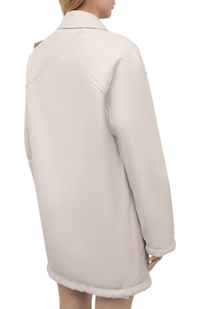 Кожаное пальто BOTTEGA VENETA кремового цвета по цене 737000 руб., арт. 655939/V0Q60, фото 4 Кожаное пальто BOTTEGA VENETA, арт. 655939/V0Q60, фото 4