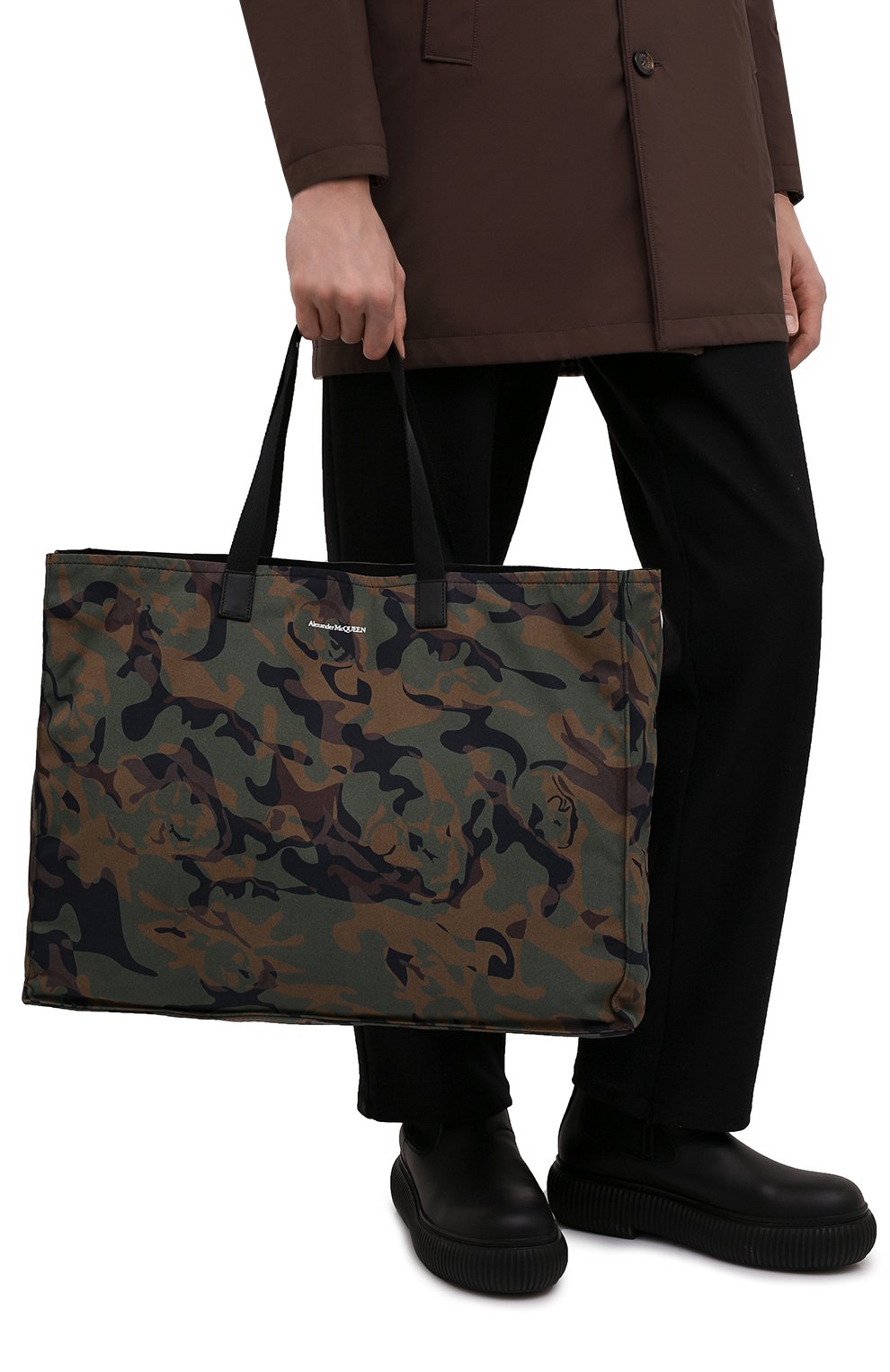 Текстильная сумка-шопер ALEXANDER MCQUEEN хаки цвета по цене 117000 руб., арт. 662865/1AAE1, фото 2 Текстильная сумка-шопер ALEXANDER MCQUEEN, арт. 662865/1AAE1, фото 2