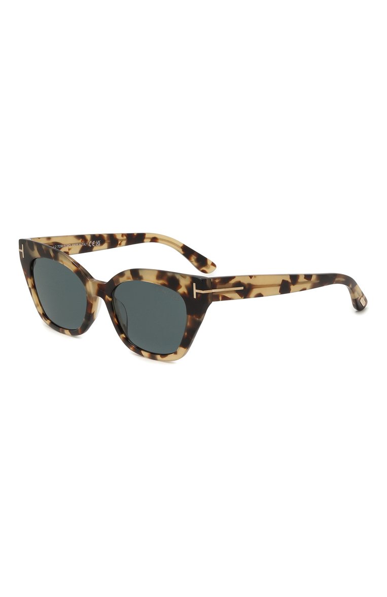 Женские солнцезащитные очки TOM FORD коричневого цвета, арт. TF1031 55V | Фото 1 (Нос: Не проставлено; Региональные ограничения белый список (Axapta Mercury): Не проставлено; Тип очков: С/з; Материал: Пластик; Очки форма: Cat-eye; Оптика Гендер: оптика-женское)