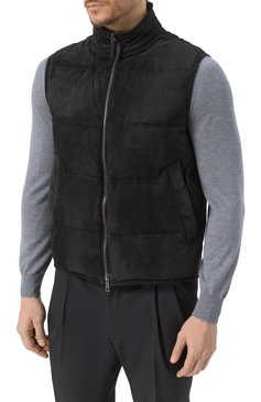 Мужской замшевый жилет ZEGNA черного цвета, арт. E184/UEPVMA8 | Фото 3 (Материал сплава: Проставлено; Материал утеплителя: Шерсть, Пух и перо; Драгоценные камни: Проставлено; Материал внешний: Натуральная кожа; Длина (верхняя одежда): Короткие; Мужское Кросс-КТ: жилеты-объемные; Стили: Кэжуэл)