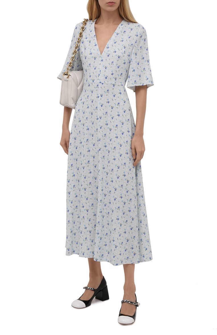 Женское платье из вискозы MIU MIU светло-голубого цвета, арт. MF4438-1Z72-F0M10 | Фото 2 (Материал внешний: Вискоза; Длина Ж (юбки, платья, шорты): Миди; Стили: Романтичный; Случай: Повседневный; Женское Кросс-КТ: Платье-одежда; Рукава: Короткие; Драгоценные камни: Проставлено; Материал сплава: Проставлено)
