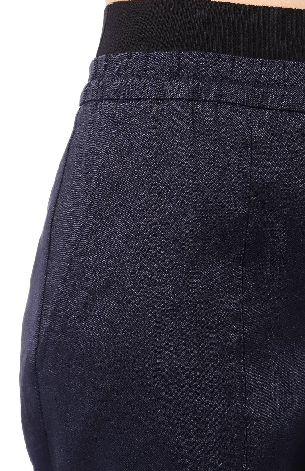 Брюки изо льна и вискозы LORENA ANTONIAZZI темно-синего цвета по цене 77100 руб., арт. P2352PA43A/3347, фото 5 Брюки изо льна и вискозы LORENA ANTONIAZZI, арт. P2352PA43A/3347, фото 5