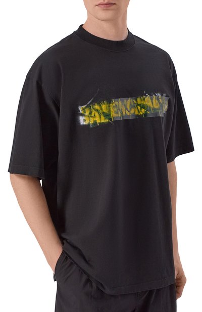 Хлопковая футболка BALENCIAGA черного цвета по цене 107000 руб., арт. 764235/TUVI6, фото 3 Хлопковая футболка BALENCIAGA, арт. 764235/TUVI6, фото 3