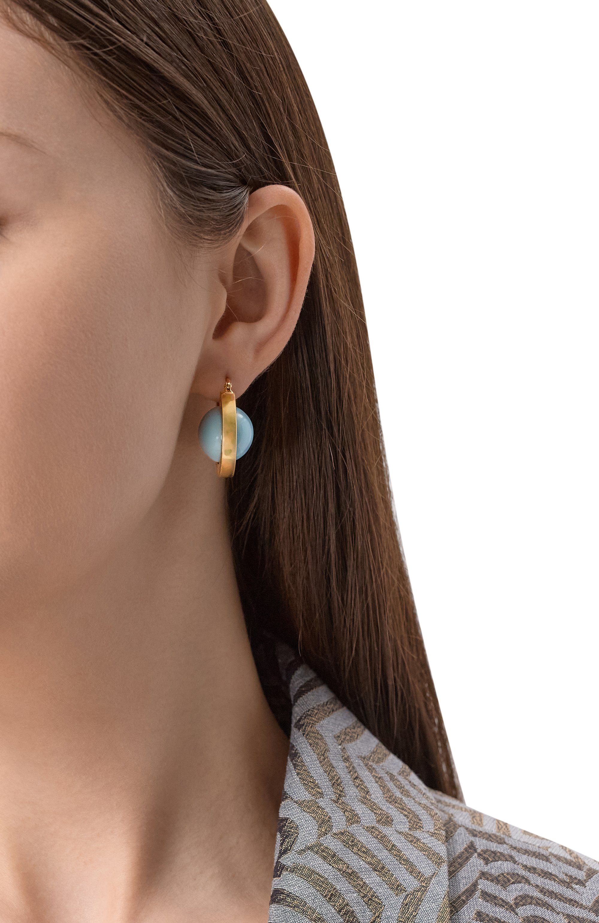 Серьги GIORGIO ARMANI бирюзового цвета по цене 54950 руб., арт. GW000986 AF15141, фото 2 Серьги GIORGIO ARMANI, арт. GW000986 AF15141, фото 2