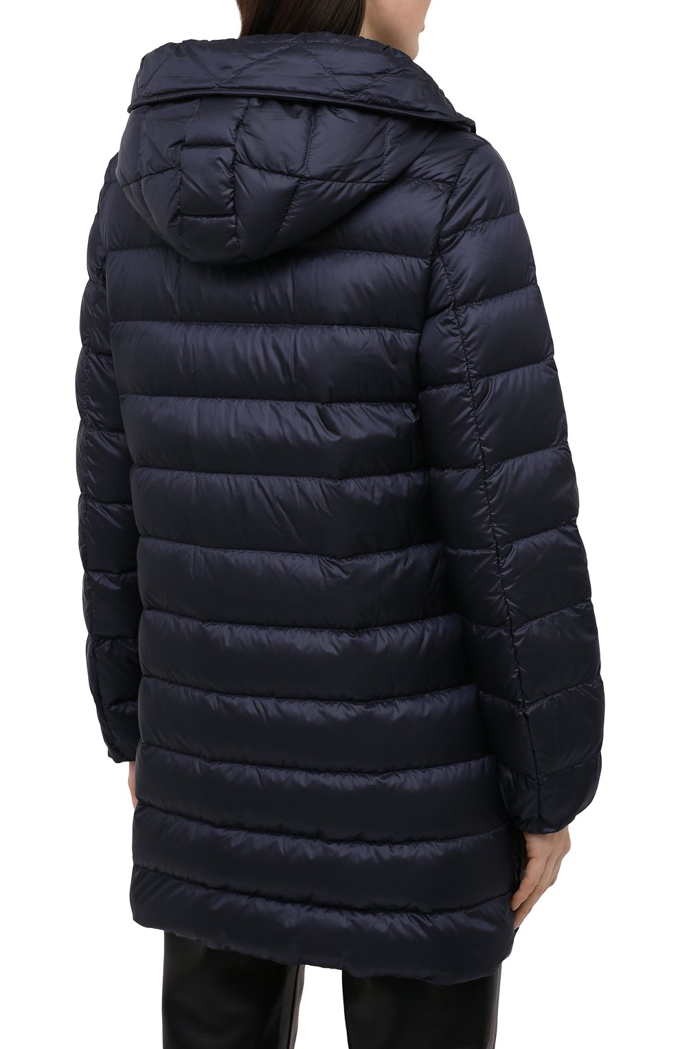 Пуховая куртка MONCLER темно-синего цвета по цене 129500 руб., арт. G1-093-1B559-00-5396Q, фото 4 Пуховая куртка MONCLER, арт. G1-093-1B559-00-5396Q, фото 4