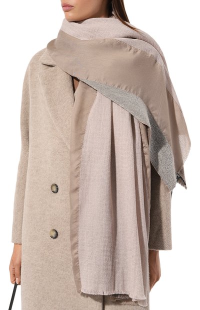 Шарф из шерсти и вискозы GIORGIO ARMANI бежевого цвета по цене 53600 руб., арт. 795216/3F128, фото 3 Шарф из шерсти и вискозы GIORGIO ARMANI, арт. 795216/3F128, фото 3