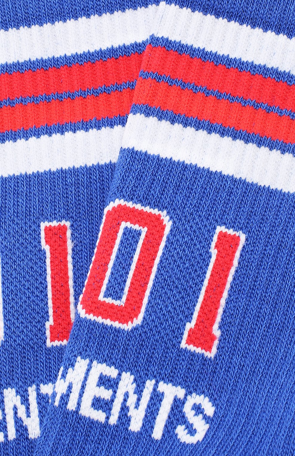Носки VETEMENTS голубого цвета по цене 8220 руб., арт. UAH20AC800/W, фото 2 Носки VETEMENTS, арт. UAH20AC800/W, фото 2
