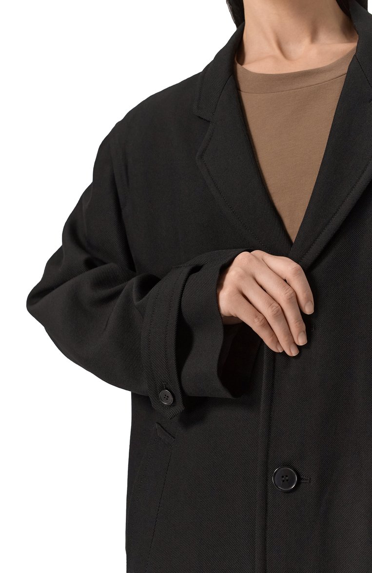 Женское пальто из шерсти и вискозы MAISON MARGIELA черного цвета, арт. S51AA0354/M35315 | Фото 5 (Длина (верхняя одежда): Длинные; Материал сплава: Проставлено; Материал внешний: Вискоза, Шерсть; Драгоценные камни: Проставлено; Материал подклада: Вискоза; Рукава: Длинные; 1-2-бортные: Однобортные; Стили: Минимализм)