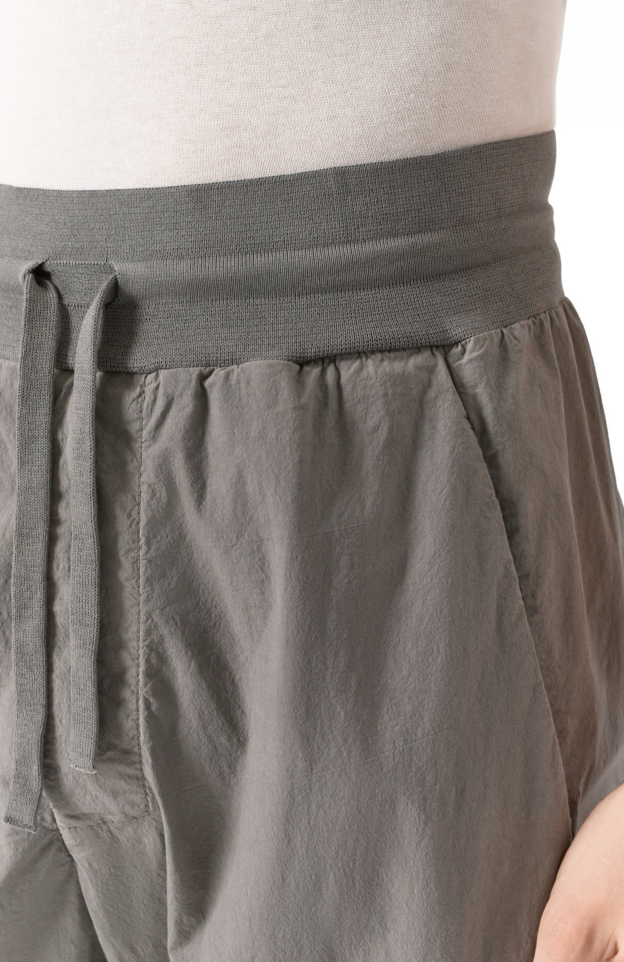 Хлопковые брюки TRANSIT серого цвета по цене 42500 руб., арт. CFUTRZG162, фото 5 Хлопковые брюки TRANSIT, арт. CFUTRZG162, фото 5