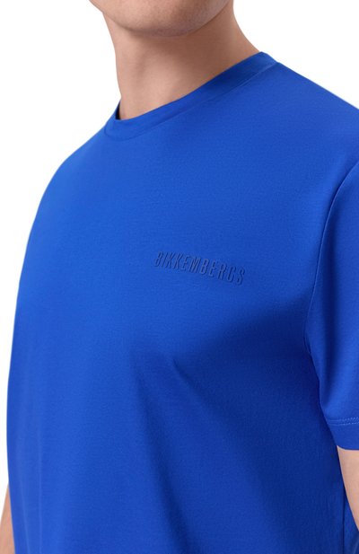 Хлопковая футболка DIRK BIKKEMBERGS синего цвета по цене 7685 руб., арт. BMT1693, фото 5 Хлопковая футболка DIRK BIKKEMBERGS, арт. BMT1693, фото 5