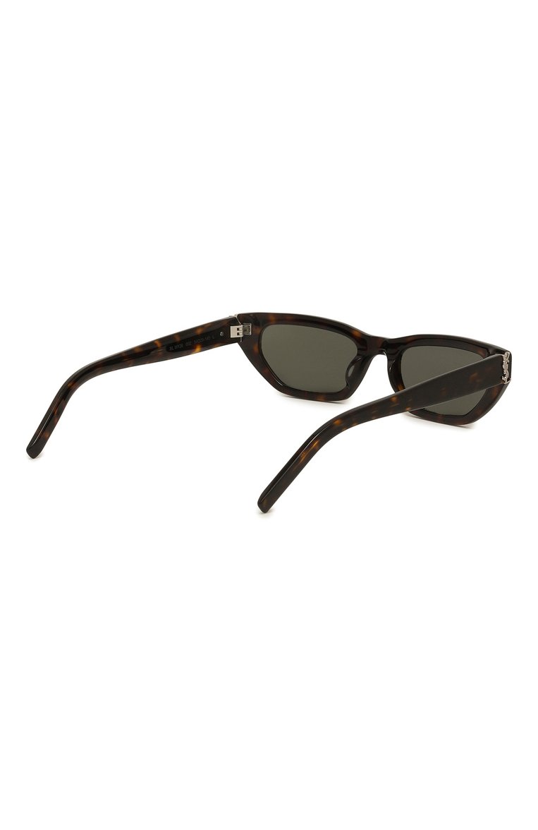 Женские солнцезащитные очки SAINT LAURENT коричневого цвета, арт. SL M126 002 | Фото 4 (Региональные ограничения белый список (Axapta Mercury): Не проставлено; Нос: Не проставлено; Материал: Пластик; Тип очков: С/з; Очки форма: Cat-eye, Прямоугольные; Оптика Гендер: оптика-женское)