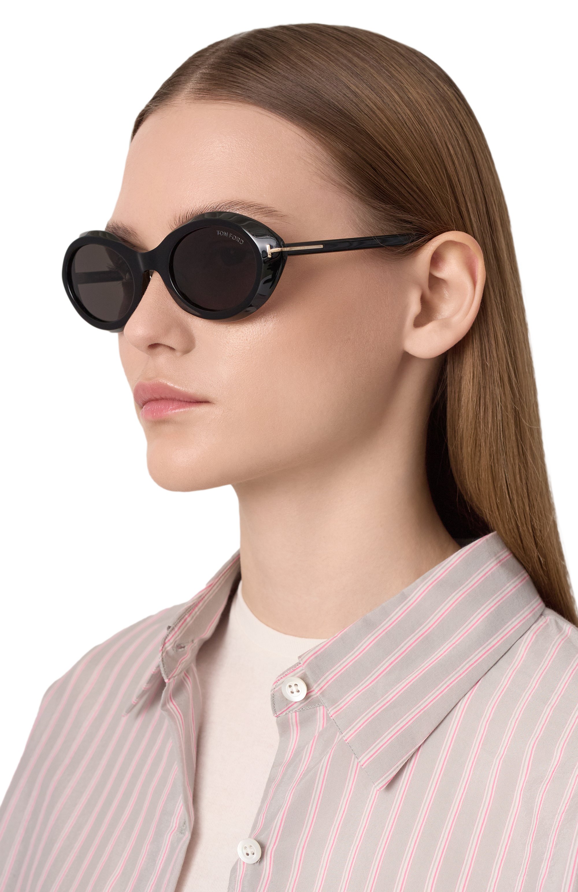 Солнцезащитные очки TOM FORD черного цвета по цене 56500 руб., арт. TF1186 01A, фото 2 Солнцезащитные очки TOM FORD, арт. TF1186 01A, фото 2