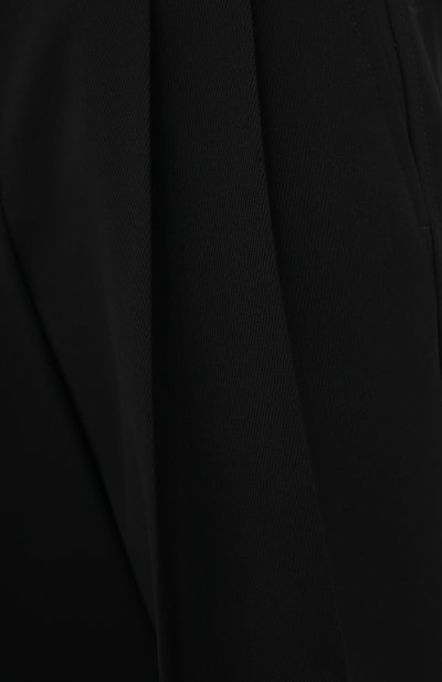 Шерстяные шорты BRUNELLO CUCINELLI черного цвета по цене 89500 руб., арт. MP171P7322, фото 5 Шерстяные шорты BRUNELLO CUCINELLI, арт. MP171P7322, фото 5