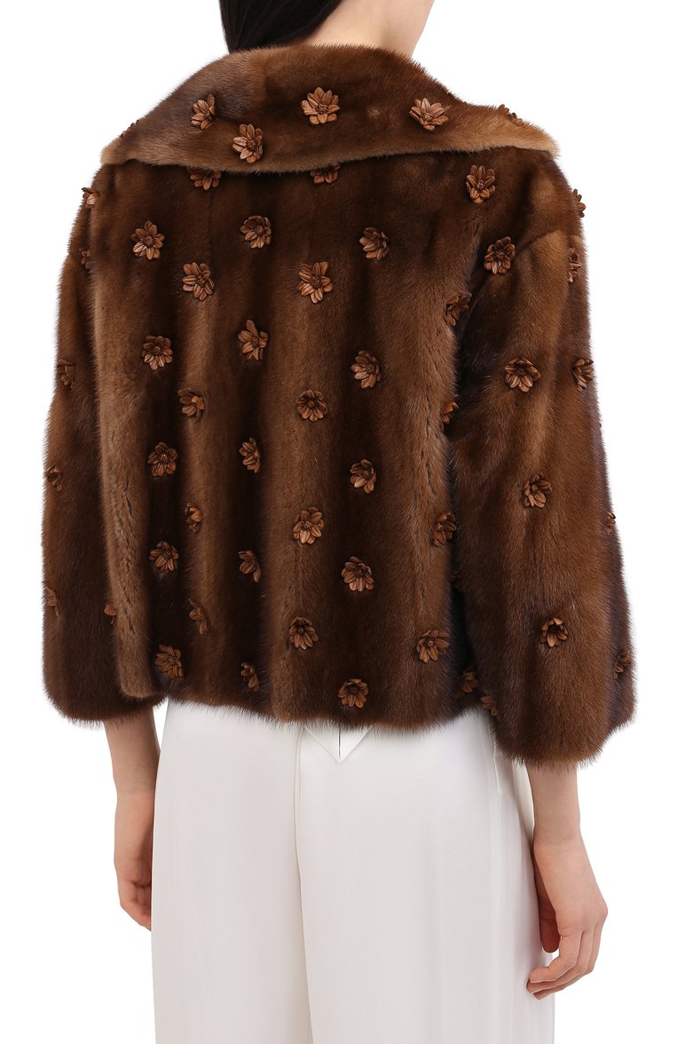 Женская шуба из норки VALENTINO коричневого цвета, арт. MF3FB175/1BF | Фото 4 (Статус проверки: Проверено, Проверена категория; Длина (верхняя одежда): Короткие; Материал внешний: Натуральный мех; Женское Кросс-КТ: Мех; Стили: Гламурный; Рукава: Длинные; Кросс-КТ: Куртка)