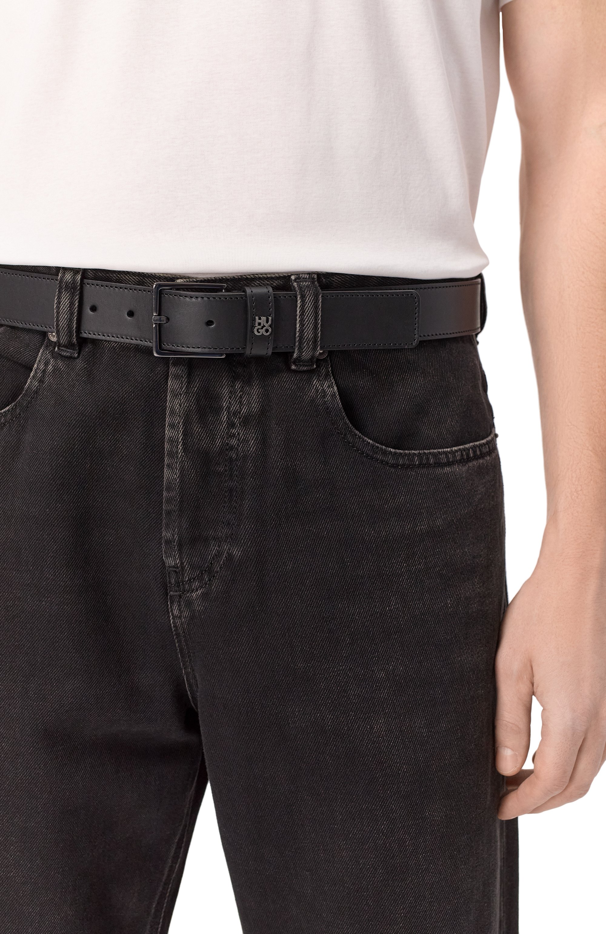 Кожаный ремень HUGO черного цвета по цене 10500 руб., арт. 50537026, фото 2 Кожаный ремень HUGO, арт. 50537026, фото 2