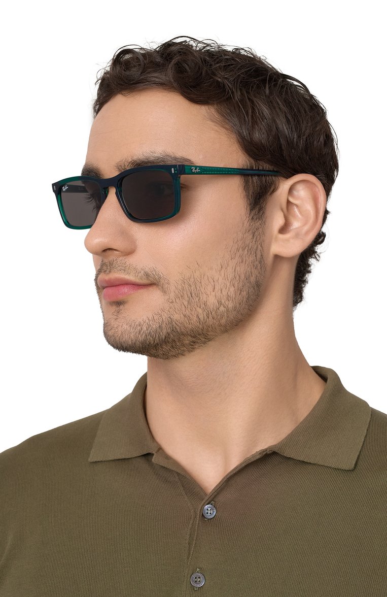 Женские солнце�защитные очки RAY-BAN зеленого цвета, арт. 4435-6615B1 | Фото 2 (Нос: Не проставлено; Региональные ограничения белый список (Axapta Mercury): Не проставлено; Тип очков: С/з; Материал: Пластик; Кросс-КТ: С/з-унисекс; Очки форма: Прямоугольные; Оптика Гендер: оптика-унисекс)