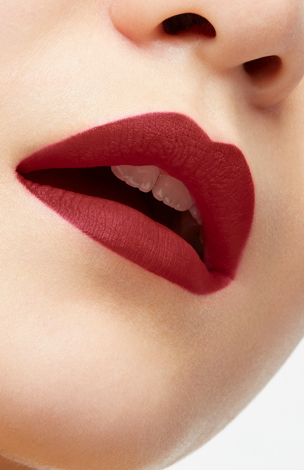Матовая помада для губ velvet matte, оттенок jackie CHRISTIAN LOUBOUTIN цвета по цене 6900 руб., арт. 8435415029490, фото 6 Матовая помада для губ velvet matte, оттенок jackie CHRISTIAN LOUBOUTIN, арт. 8435415029490, фото 6