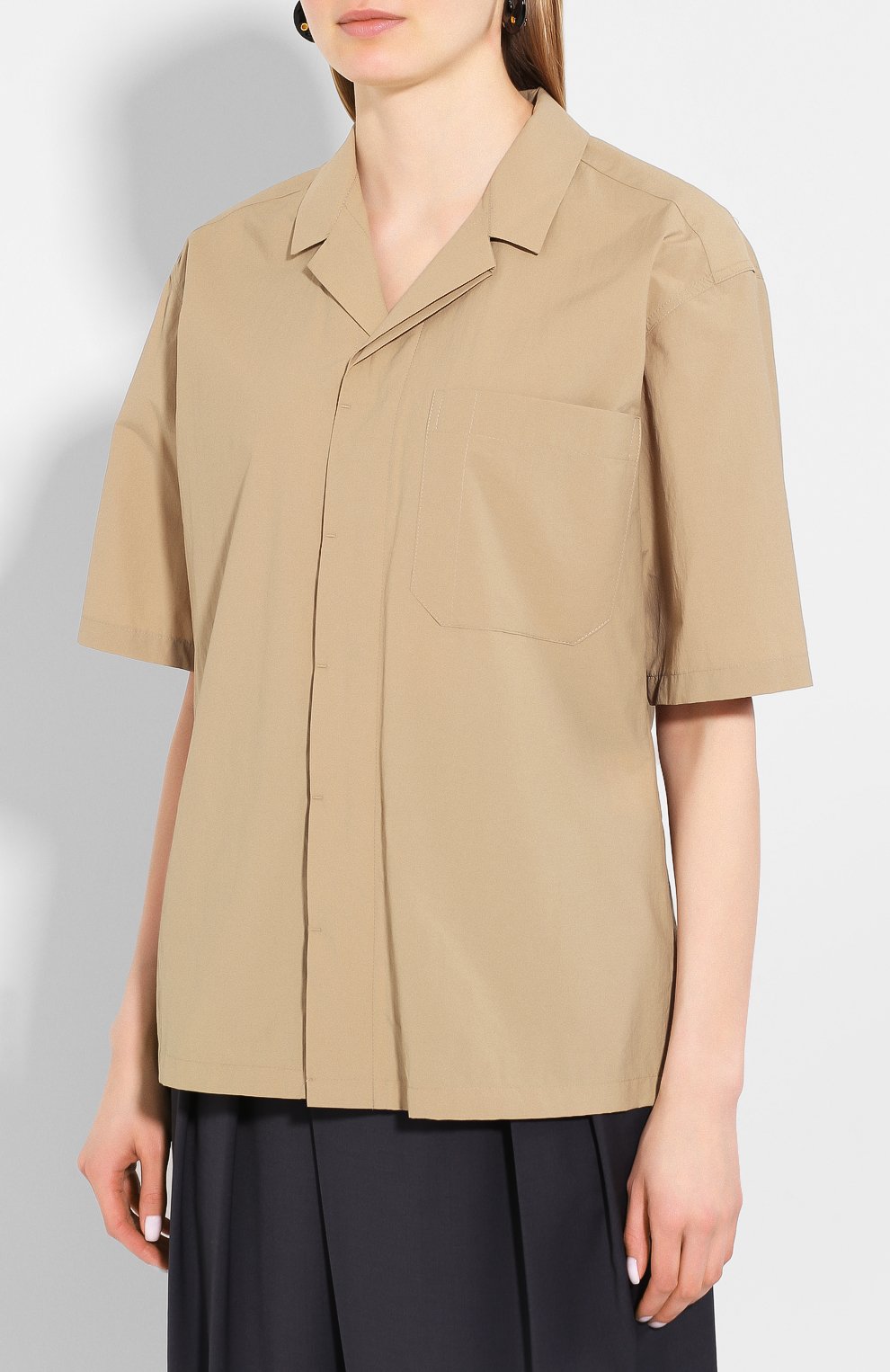 Рубашка LOW CLASSIC хаки цвета по цене 23250 руб., арт. L0W20SS_SH06KK, фото 3 Рубашка LOW CLASSIC, арт. L0W20SS_SH06KK, фото 3