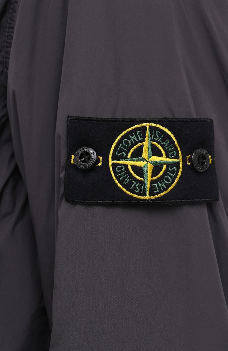 Мужской утепленный бомбер STONE ISLAND темно-серого цвета, арт. 731540423 | Фото 5 (Материал подклада: Синтетический материал; Материал внешний: Синтетический материал; Длина (верхняя одежда): Короткие; Рукава: Длинные; Мужское Кросс-КТ: Верхняя одежда, утепленные куртки; Принт: Без принта; Кросс-КТ: Куртка, бомбер; Стили: Кэжуэл; Драгоценные камни: Проставлено; Материал сплава: Проставлено)