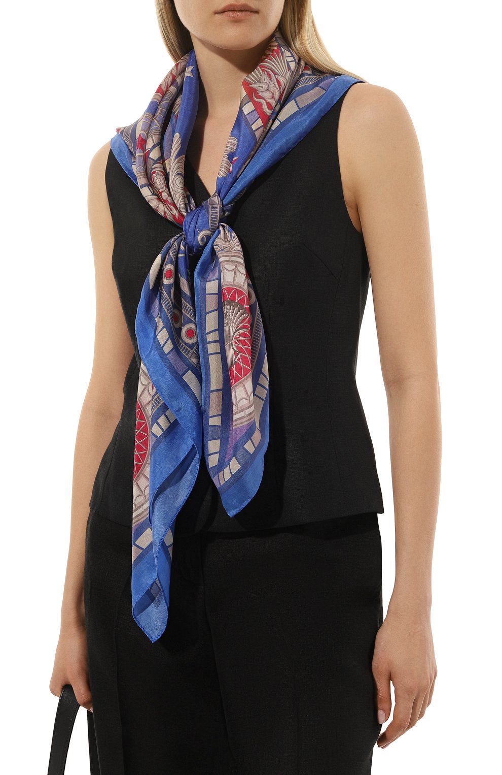Шелковый платок ампир GOURJI синего цвета по цене 18980 руб., арт. T27AMP7RVI, фото 2 Шелковый платок ампир GOURJI, арт. T27AMP7RVI, фото 2