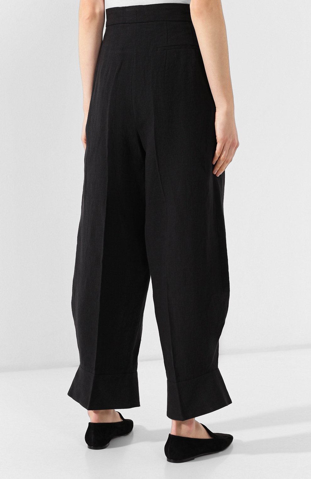 Льняные брюки YOHJI YAMAMOTO черного цвета по цене 47400 руб., арт. YZ-P45-330, фото 4 Льняные брюки YOHJI YAMAMOTO, арт. YZ-P45-330, фото 4