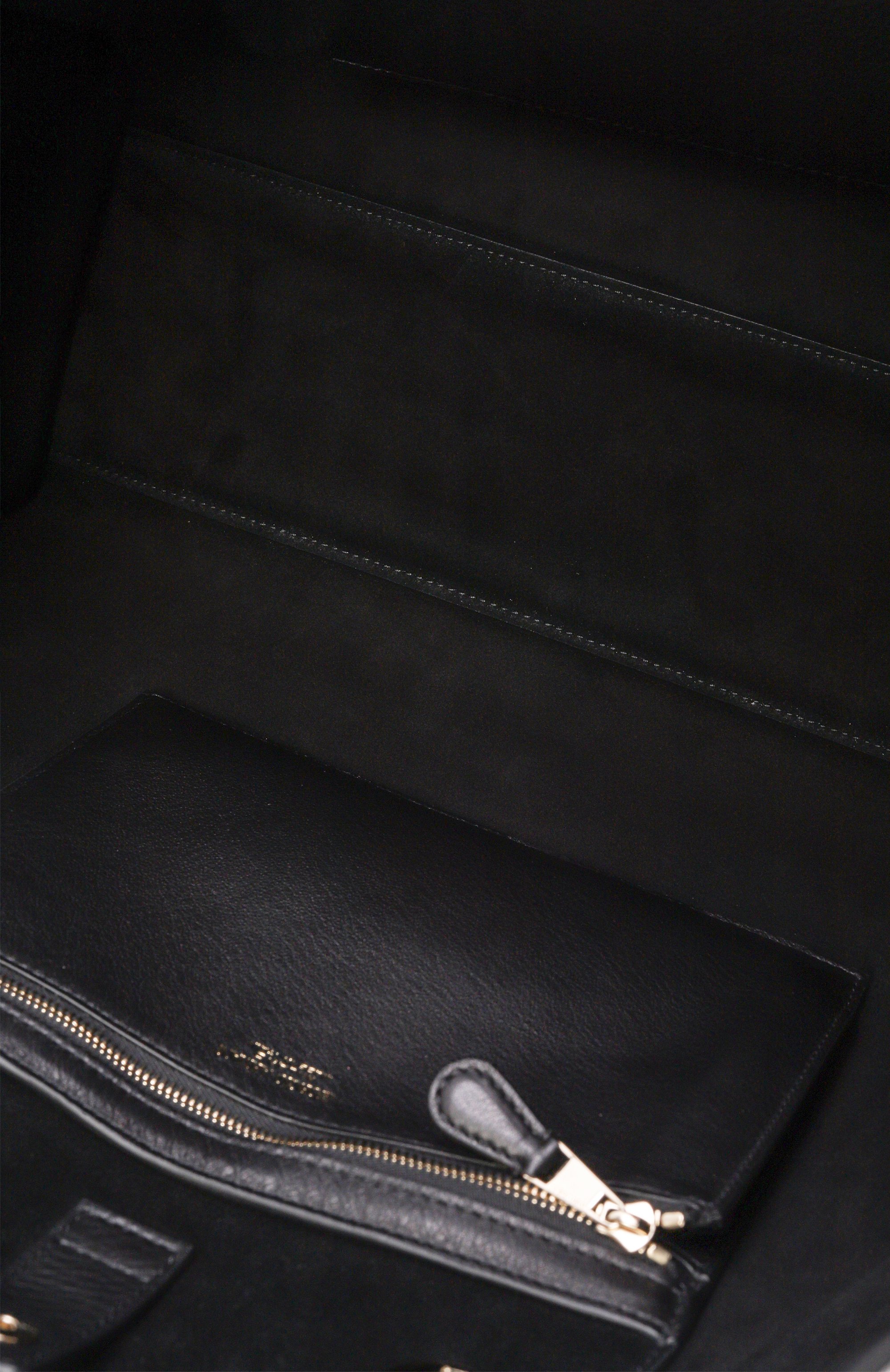 Сумка-тоут GIORGIO ARMANI черного цвета по цене 458000 руб., арт. GW001717/AF20989, фото 5 Сумка-тоут GIORGIO ARMANI, арт. GW001717/AF20989, фото 5