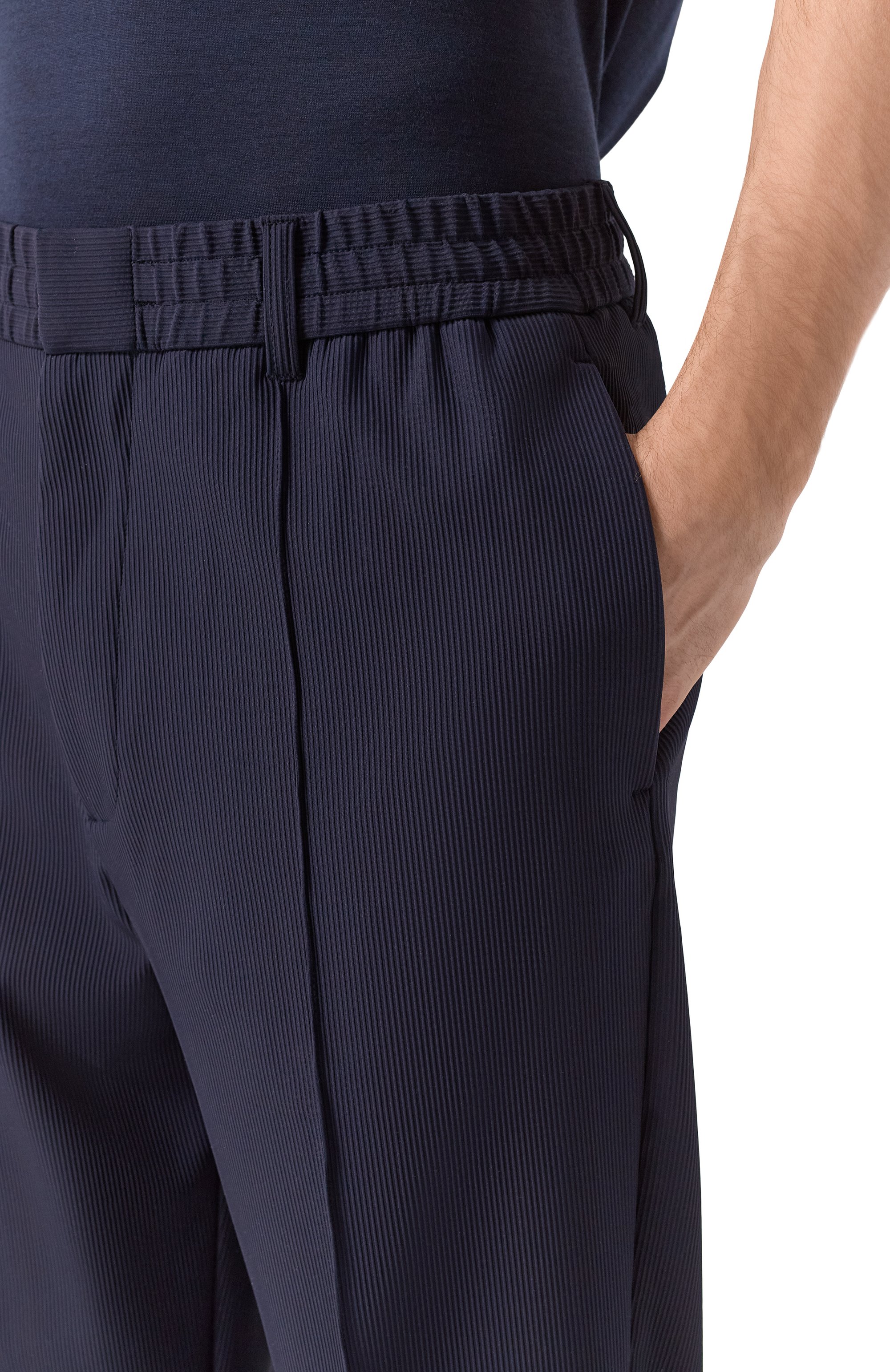 Брюки EMPORIO ARMANI темно-синего цвета по цене 28550 руб., арт. EM001508/AF14076, фото 5 Брюки EMPORIO ARMANI, арт. EM001508/AF14076, фото 5