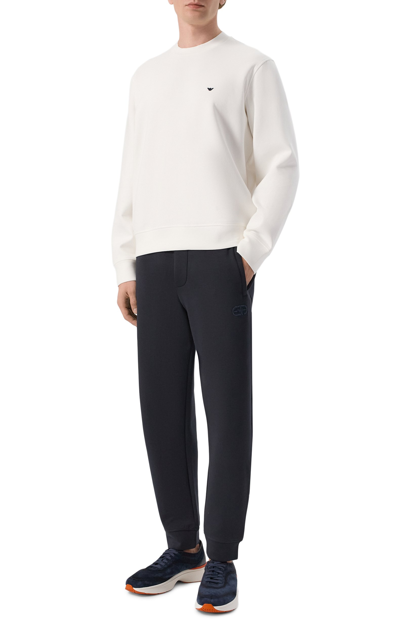 Хлопковые джоггеры EMPORIO ARMANI темно-синего цвета по цене 28650 руб., арт. EM004539/AF10013, фото 2 Хлопковые джоггеры EMPORIO ARMANI, арт. EM004539/AF10013, фото 2