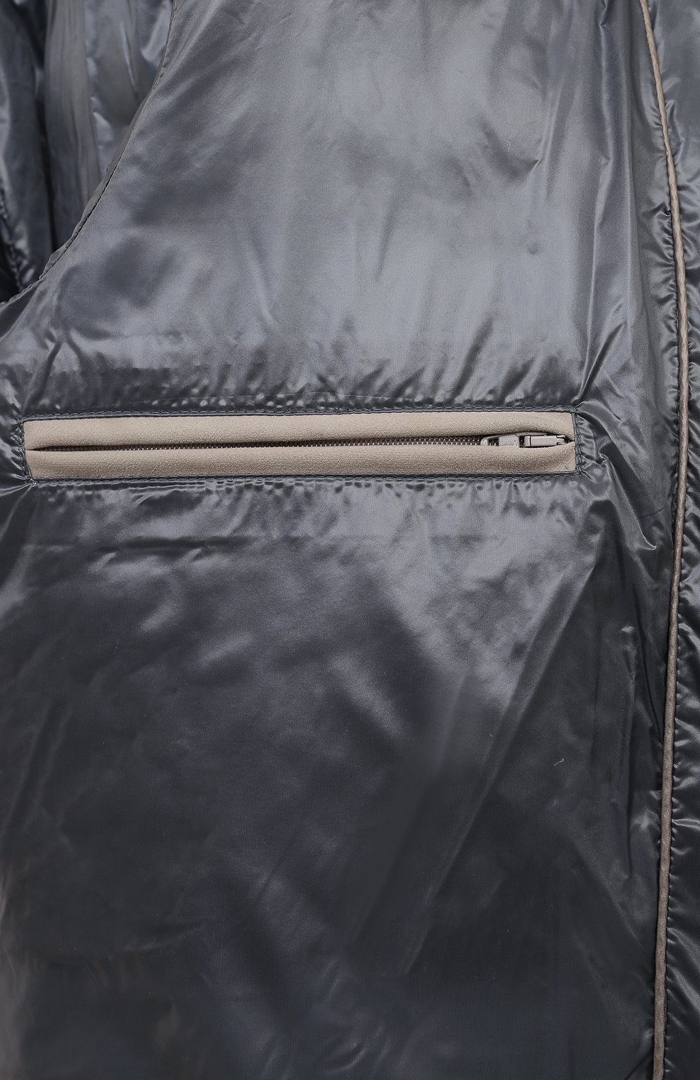 Пуховый бомбер HERNO темно-серого цвета по цене 85350 руб., арт. PI00094UR/12017Z, фото 6 Пуховый бомбер HERNO, арт. PI00094UR/12017Z, фото 6