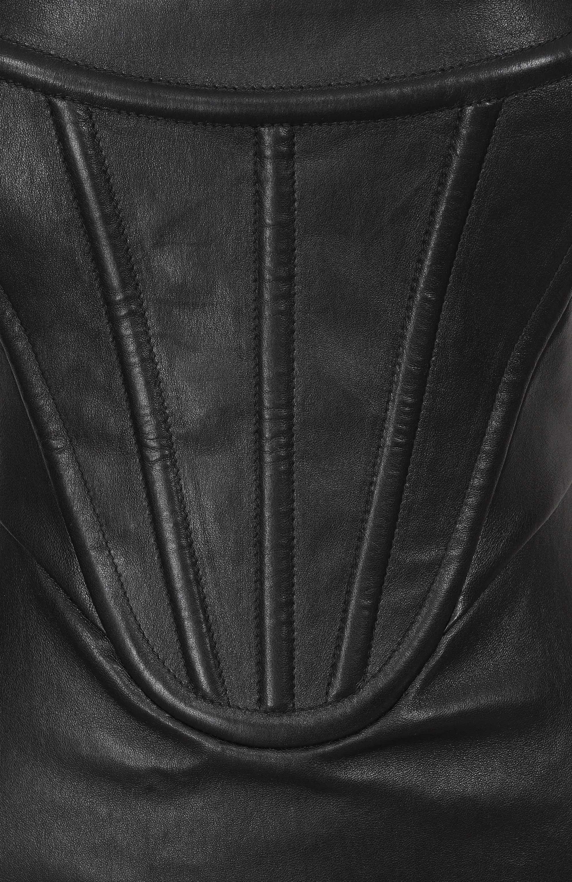 Кожаное платье VERSACE черного цвета по цене 499500 руб., арт. 1013624/1A10127, фото 6 Кожаное платье VERSACE, арт. 1013624/1A10127, фото 6