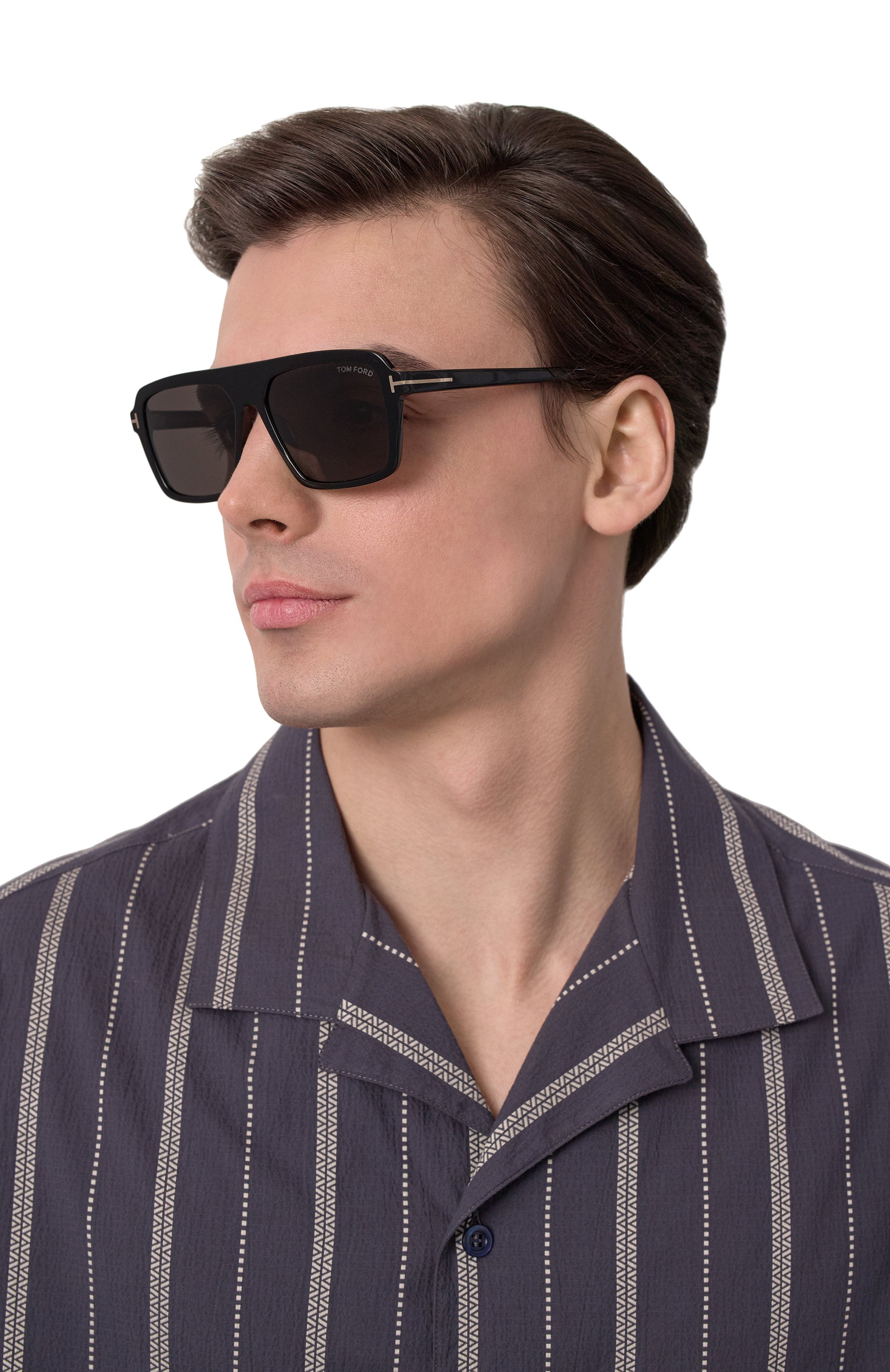 Солнцезащитные очки TOM FORD черного цвета по цене 52300 руб., арт. TF1176 01A, фото 2 Солнцезащитные очки TOM FORD, арт. TF1176 01A, фото 2