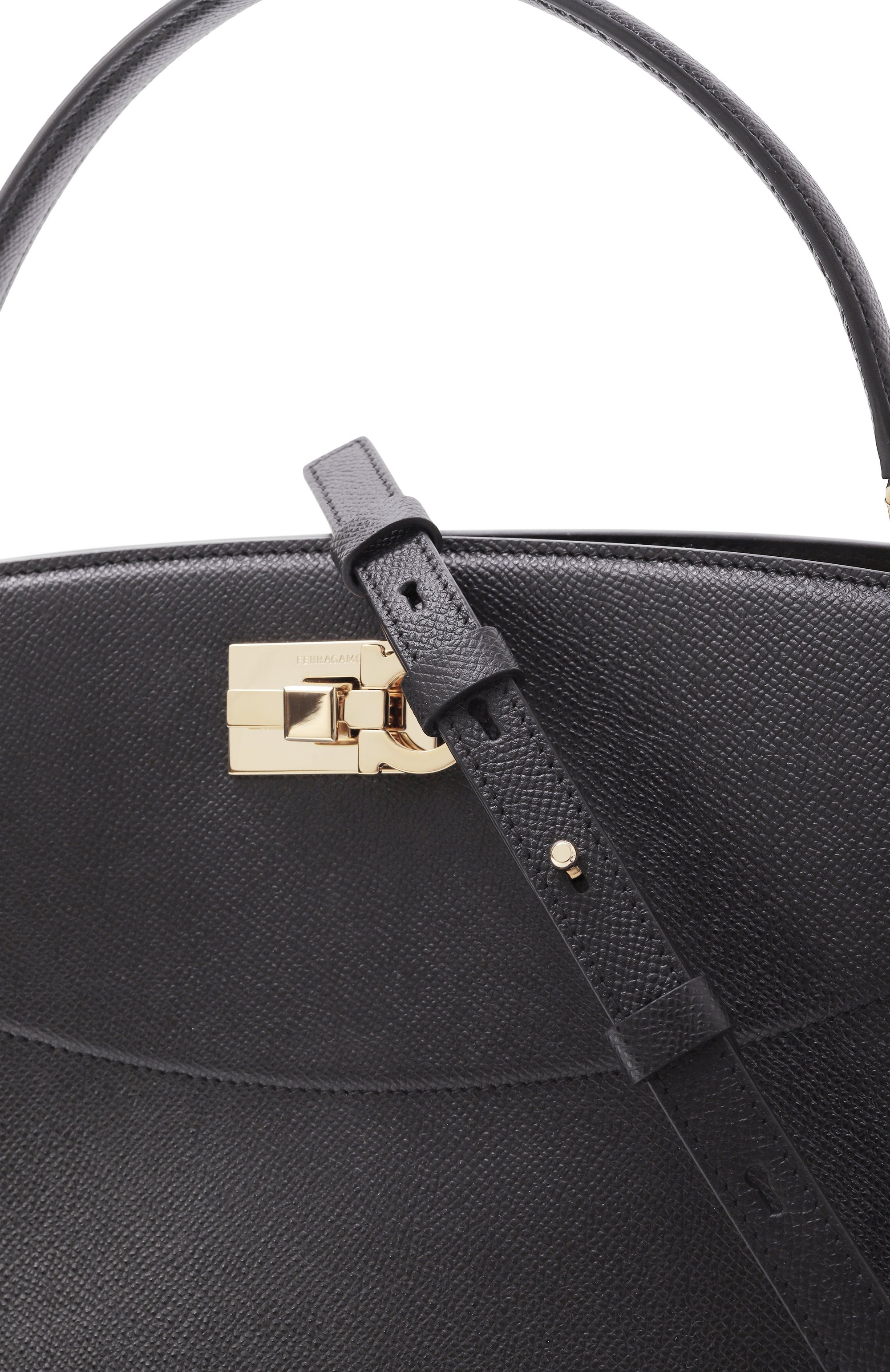 Сумка studio small FERRAGAMO черного цвета по цене 341000 руб., арт. 21A169/786, фото 3 Сумка studio small FERRAGAMO, арт. 21A169/786, фото 3