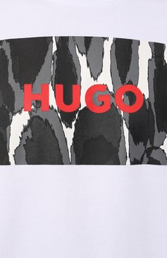 Мужской хлопковый свитшот HUGO белого цвета, арт. 50513335 | Фото 5 (Рукава: Длинные; Длина (для топов): Стандартные; Принт: С принтом; Материал сплава: Проставлено; Материал внешний: Хлопок; Драгоценные камни: Проставлено; Мужское Кросс-КТ: Свитшот-домашняя одежда; Стили: Кэжуэл)