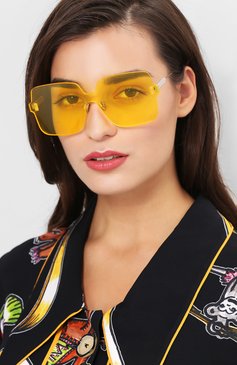 Женские солнцезащитные очки DIOR EYEWEAR желтого цвета, арт. DI0RC0L0RQUAKE1 40G | Фото 2 (Региональные ограничения белый список (Axapta Mercury): Не проставлено, RU; Нос: Не проставлено; Тип очков: С/з; Статус проверки: Проверено, Проверена категория; Материал сплава: Проверено; Очки форма: Квадратные, Oversized; Оптика Гендер: оптика-женское)