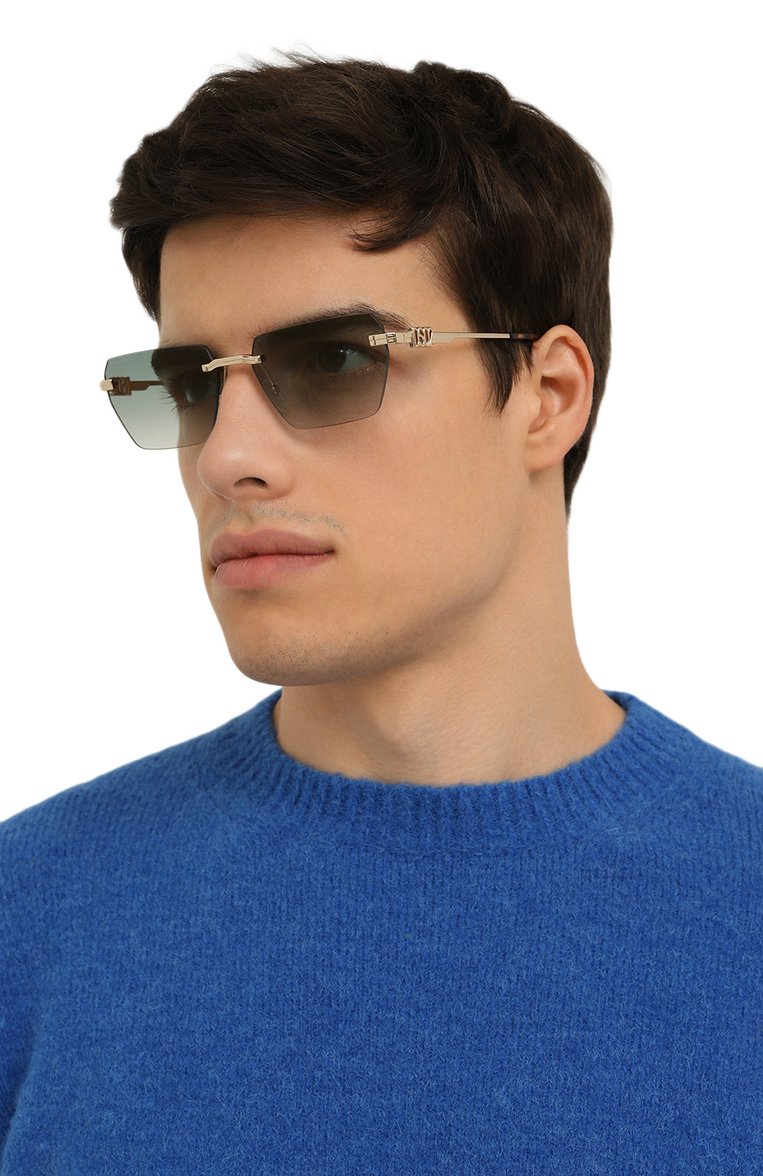 Женские солнцезащитные очки DSQUARED2 зеленого цвета, арт. D20102 PEF D6 | Фото 3 (Нос: Не проставлено; Региональные ограничения белый список (Axapta Mercury): Не проставлено; Материал: Металл; Кросс-КТ: С/з-унисекс; Тип очков: С/з; Оптика Гендер: оптика-унисекс; Очки форма: Квадратные, Безоправные)