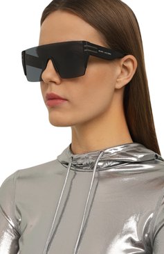 Женские солнцезащитные очки MARC JACOBS (THE) черного цвета, арт. MARC 712 003 | Фото 2 (Тип очков: С/з; Нос: Не проставлено; Региональные ограничения белый список (Axapta Mercury): Не проставлено; Кросс-КТ: С/з-унисекс; Материал: Пластик; Оптика Гендер: оптика-унисекс; Очки форма: Маска)