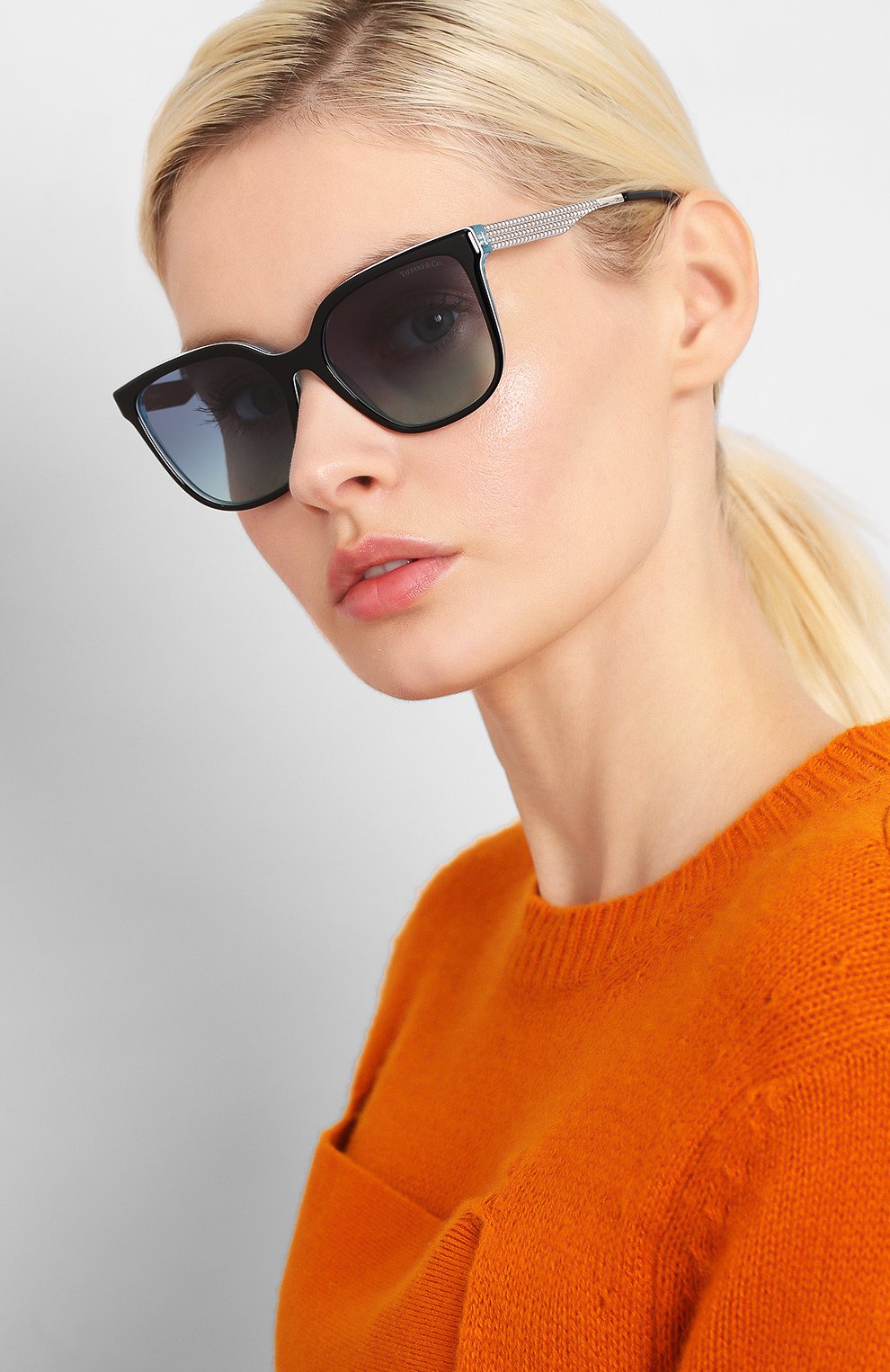 Солнцезащитные очки TIFFANY & CO. бирюзового цвета по цене 26600 руб., арт. 4165-82749S, фото 2 Солнцезащитные очки TIFFANY & CO., арт. 4165-82749S, фото 2