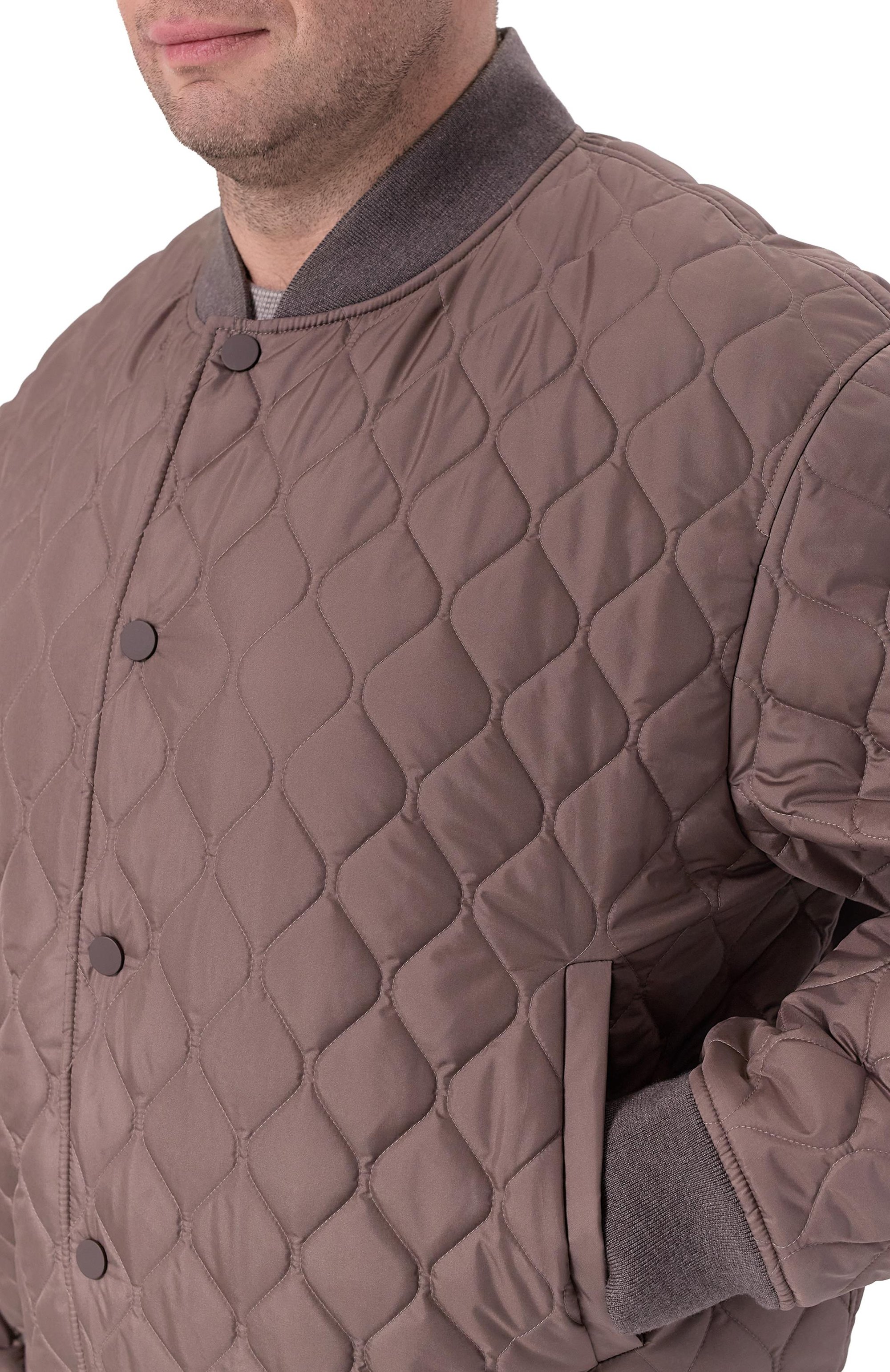 Шелковый бомбер MVST темно-бежевого цвета по цене 311500 руб., арт. M25.1PM.0005/BIG SIZE/ZEGNA SILK, фото 5 Шелковый бомбер MVST, арт. M25.1PM.0005/BIG SIZE/ZEGNA SILK, фото 5