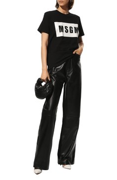 Женская хлопковая футболка MSGM черного цвета, арт. 2000MDM520 200002 | Фото 2 (Рукава: Короткие; Длина (для топов): Стандартные; Материал внешний: Хлопок; Стили: Спорт-шик; Принт: С принтом; Материал сплава: Проставлено; Драгоценные камни: Проставлено; Нос: Не проставлено)