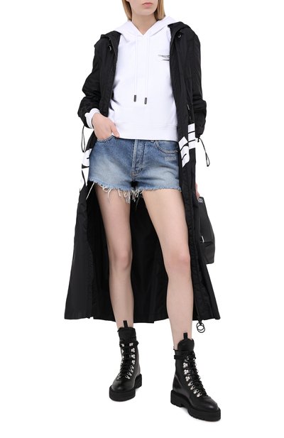 Джинсовые шорты OFF-WHITE голубого цвета по цене 47450 руб., арт. 0WYC002E20DEN0024000, фото 2 Джинсовые шорты OFF-WHITE, арт. 0WYC002E20DEN0024000, фото 2