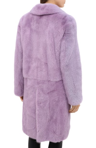 Шуба прямого кроя из меха норки TOM FORD лилового цвета по цене 1720000 руб., арт. CPF629-FUX042, фото 5 Шуба прямого кроя из меха норки TOM FORD, арт. CPF629-FUX042, фото 5