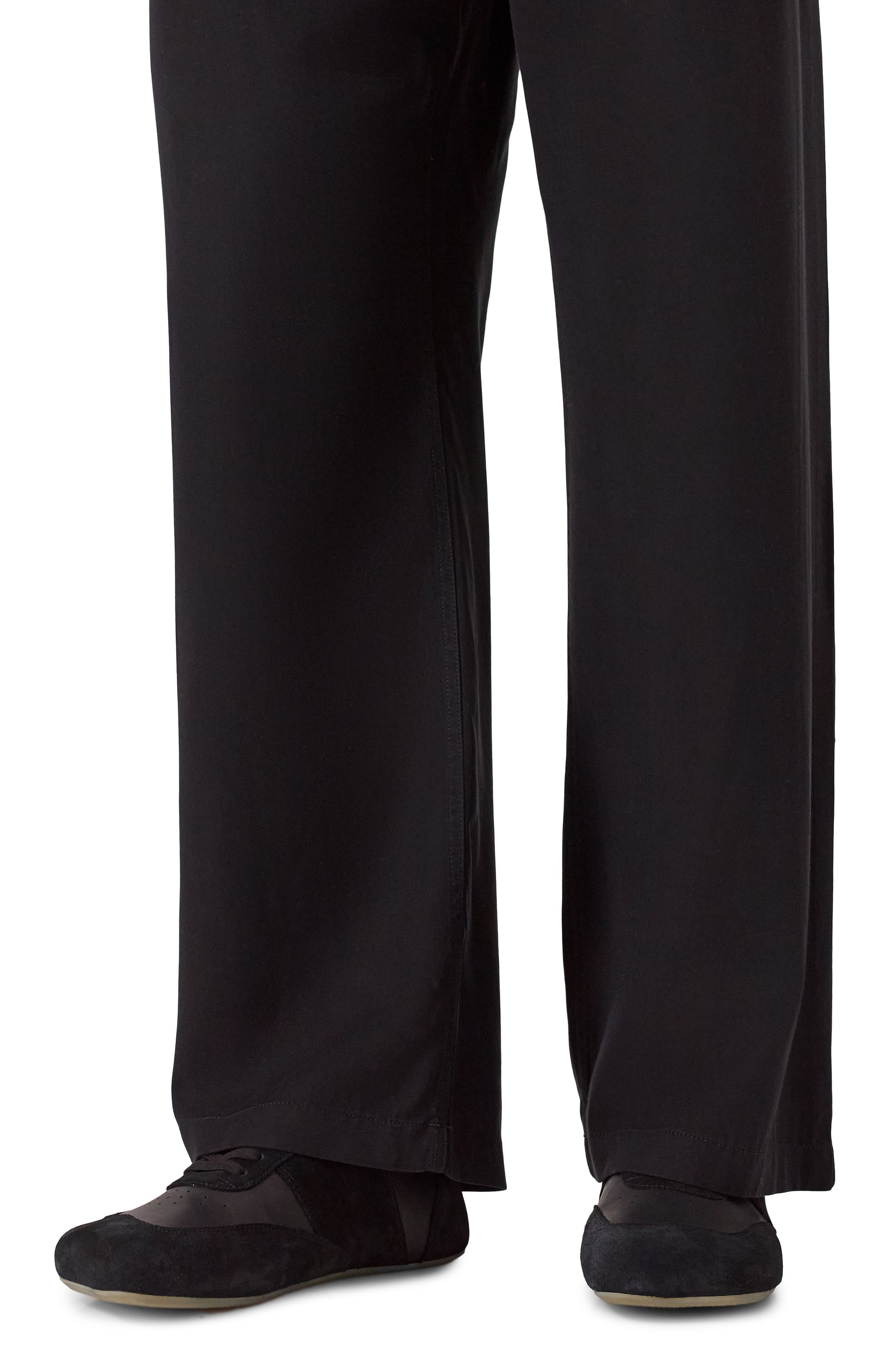 Кожаные кеды anatomic MM6 черного цвета по цене 54500 руб., арт. SH3WS0012/P6435, фото 3 Кожаные кеды anatomic MM6, арт. SH3WS0012/P6435, фото 3