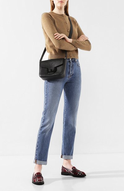 Сумка ambrine cross COCCINELLE черного цвета по цене 26300 руб., арт. E1 EJ5 15 01 01, фото 2 Сумка ambrine cross COCCINELLE, арт. E1 EJ5 15 01 01, фото 2