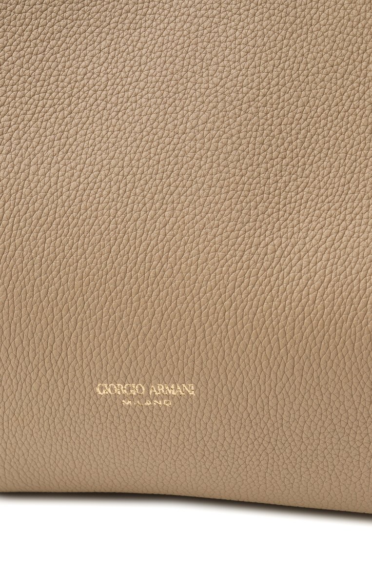Женская сумка-тоут GIORGIO ARMANI бежевого цвета, арт. GW000821/AF14187 | Фото 3 (Размер: medium; Материал: Натуральная кожа; Автоматизация ТО: Проставлено; Автоматизация состава: Проставлено)